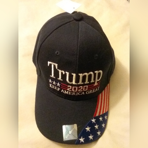 2020 Keep America Great Donald TRUMP HAT Embroidered USA FLAG Baseball MAGA Cap - Picture 1 of 2